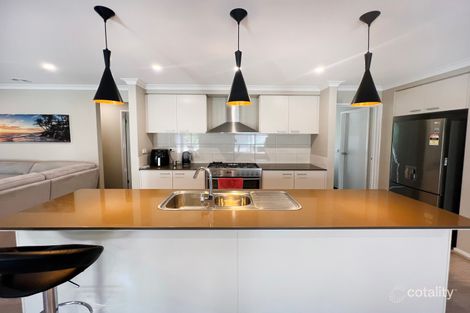 Property photo of 77 Grandvue Boulevard Officer VIC 3809