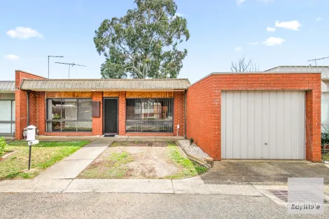 13 Trinacria Ct, Deer Park, VIC 3023
