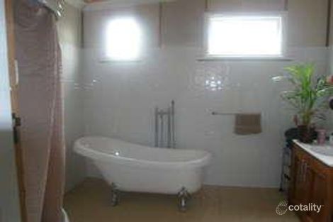 Property photo of 18 Bourke Street Raymond Terrace NSW 2324