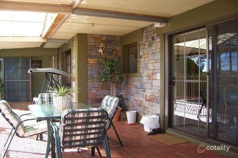 10 Charmaine Ave, Para Vista, SA 5093