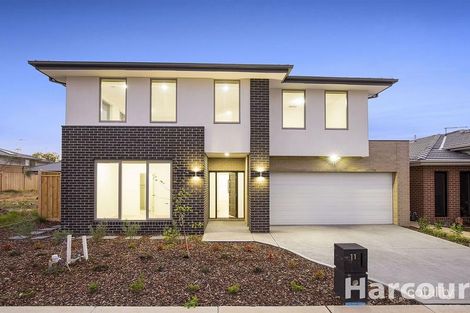 Property photo of 11 Hartland Drive Cranbourne North VIC 3977
