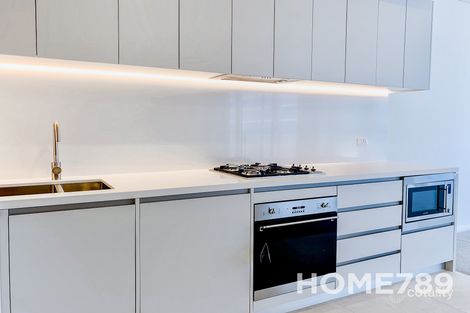 5b/10 Village Pl, Kirrawee, NSW 2232