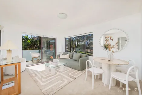 3/2 Carlton St, Freshwater, NSW 2096
