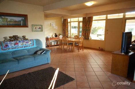 Property photo of 1 Maple Crescent Blayney NSW 2799