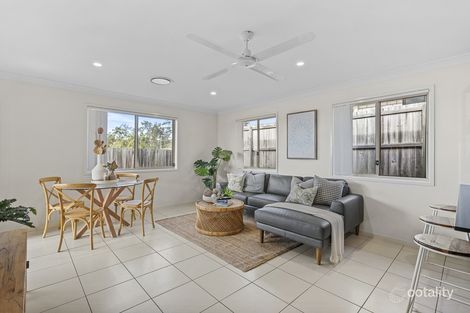 Property photo of 20 Mieka Crescent Pimpama QLD 4209