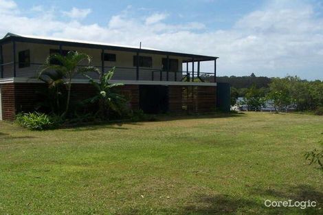 Property photo of 10 Cotton Tree Avenue Macleay Island QLD 4184