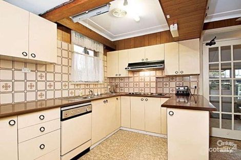 Property photo of 8 Lanhams Road Winston Hills NSW 2153