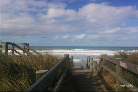 Property photo of 11 Macassar Crescent The Honeysuckles VIC 3851