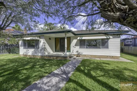 Property photo of 9 Forfar Street Stockton NSW 2295