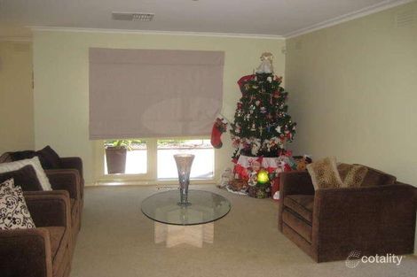 Property photo of 63 Gateshead Drive Wantirna South VIC 3152