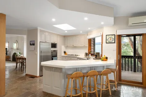 Property photo of 115 Brougham Street Eltham VIC 3095