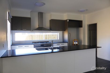 Property photo of 16 Beatrix Street Point Cook VIC 3030