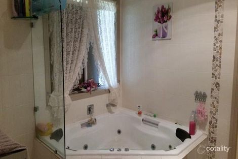 Property photo of 10 Bliesner Court Minden QLD 4311