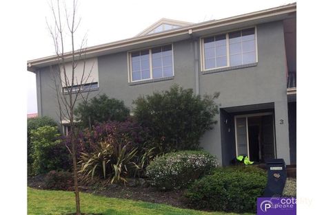 Property photo of 3 Gair Close Berwick VIC 3806