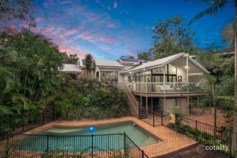 16 Camborne Pl, Chapel Hill, QLD 4069