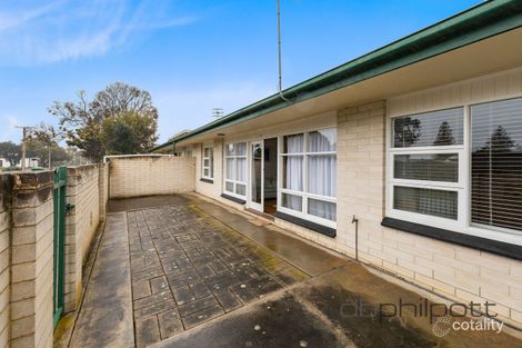2/3 Gibson Ave, Victor Harbor, SA 5211