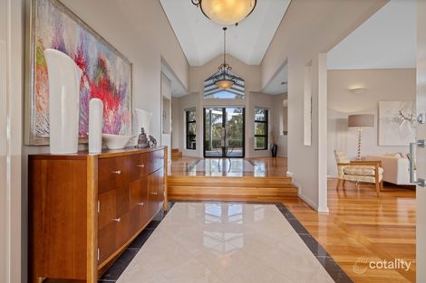 Property photo of 19 Taylor Place Greenleigh NSW 2620