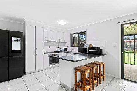Property photo of 11 Chanak Close Point Vernon QLD 4655