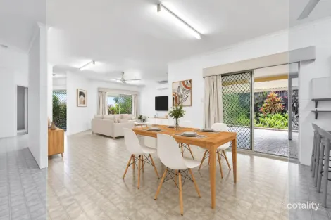 Property photo of 2 Bounty Close Bentley Park QLD 4869