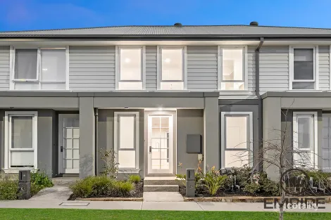 Property photo of 6 Portobello Boulevard Clyde North VIC 3978