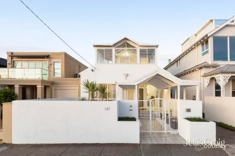 Property photo of 137 Beach Road Sandringham VIC 3191