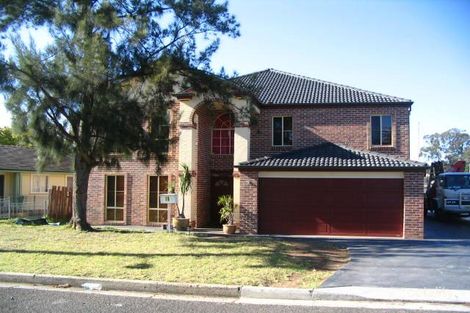 16 Kinkuna St, Busby, NSW 2168