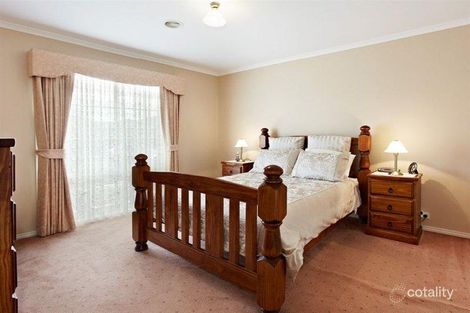 Property photo of 8 North Haven Drive Epping VIC 3076