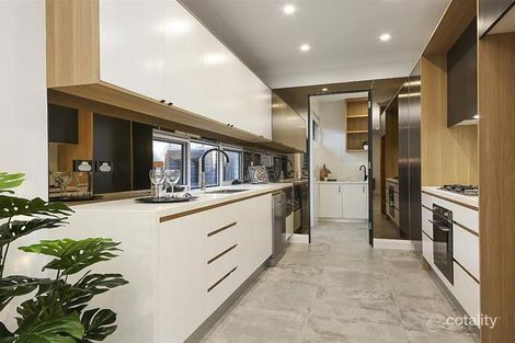 Property photo of 28 Sandakan Road Revesby Heights NSW 2212