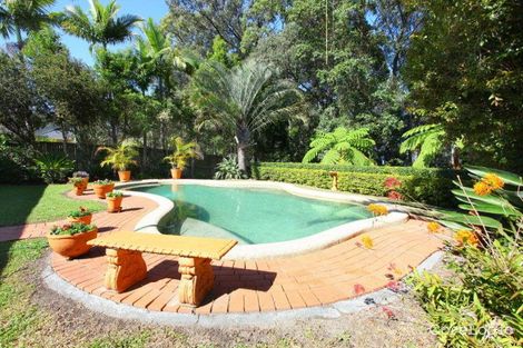 Property photo of 13 Boreen Court Helensvale QLD 4212