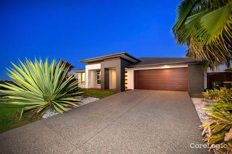 Property photo of 5 Beech Links Drive Ashfield QLD 4670