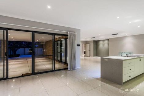 Property photo of 13 Monroe Turn Success WA 6164