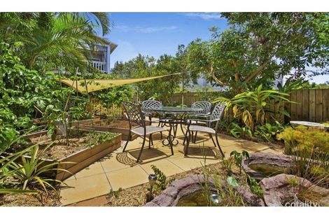 Property photo of 1/24 Orealla Crescent Sunrise Beach QLD 4567