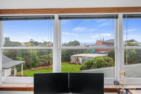 Property photo of 21 Crescent Street Penguin TAS 7316