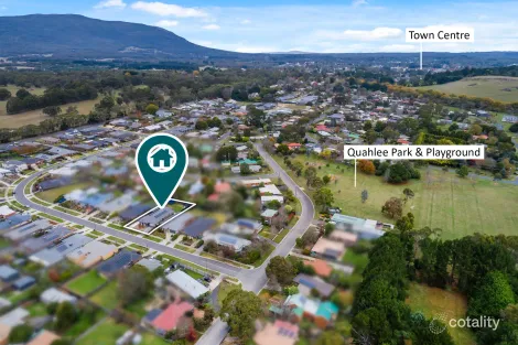 Property photo of 27 Tree Change Way Woodend VIC 3442