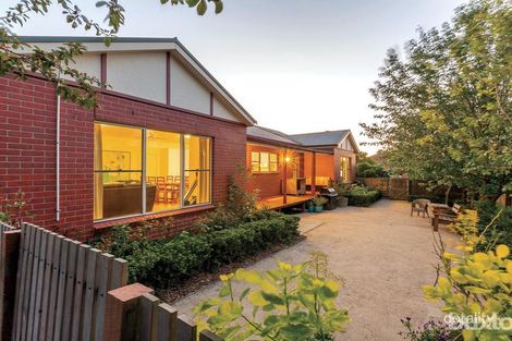 Property photo of 8 View Point Drive Ballarat North VIC 3350