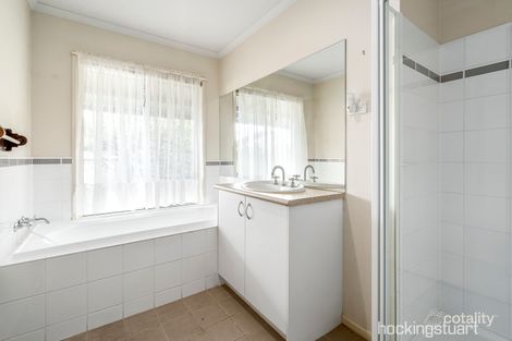 Property photo of 6 Patron Place Kurunjang VIC 3337