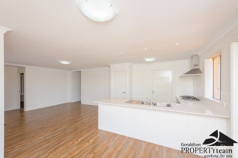 Property photo of 8 Castlefin Road Utakarra WA 6530