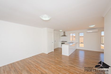 Property photo of 8 Castlefin Road Utakarra WA 6530