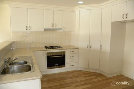 5/10 Edwards St, Young, NSW 2594