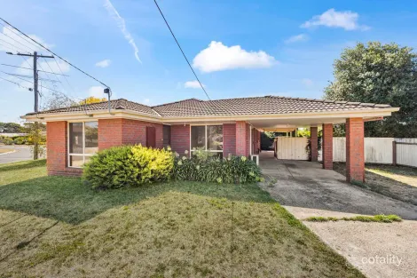 Property photo of 20 Langham Road Wendouree VIC 3355