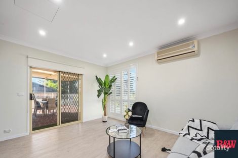 Property photo of 39 Englorie Park Drive Glen Alpine NSW 2560