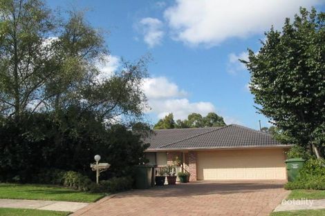 10 Salerno Pl, St Ives Chase, NSW 2075