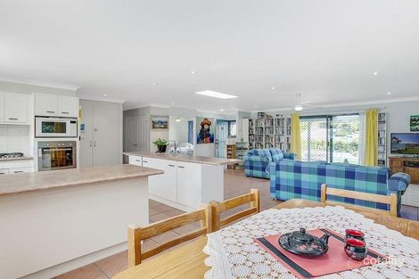 Property photo of 15 Paddington Drive Carrara QLD 4211