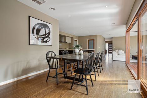 Property photo of 41 Timbarra Drive Werribee VIC 3030