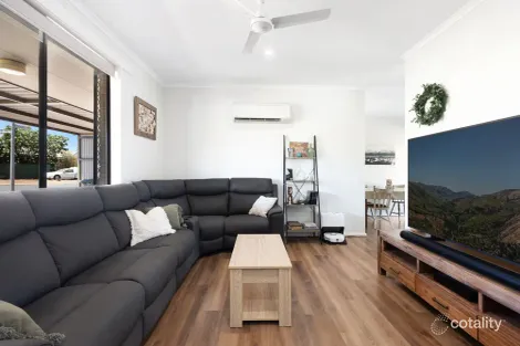 Property photo of 31 Stickney Way Baynton WA 6714