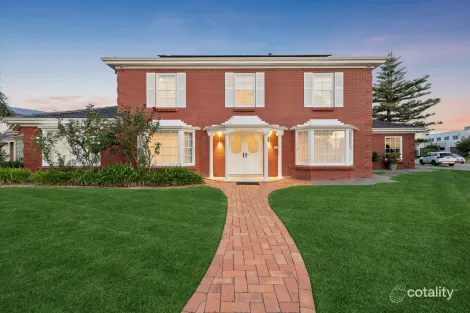 28 Beeston Way, West Lakes, SA 5021