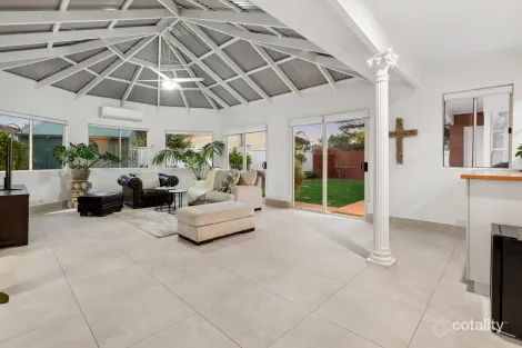Property photo of 28 Beeston Way West Lakes SA 5021