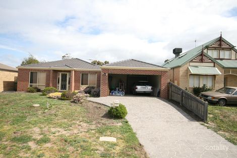 25 Malinda Cres, Bell Park, VIC 3215