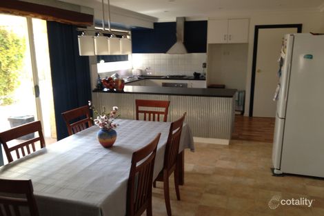 Property photo of 4 Post Place Lake Albert NSW 2650