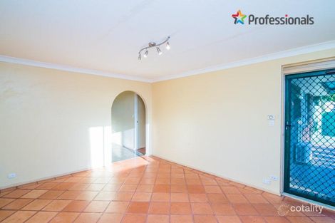 Property photo of 17 Boronia Close Camillo WA 6111